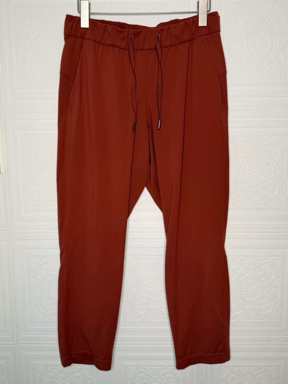 lululemon On The Fly 7/8 Jogger Pants in Rustic Clay 8 - Picture 3 of 9